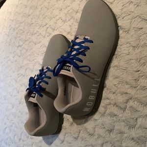 Mens size 15 No Bull Gum Trainer